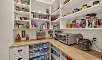 3237 S Chartwell Gdns, Ammon, ID 83406