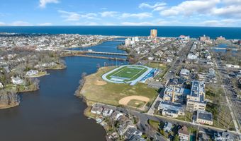 3 Sunset Dr, Asbury Park, NJ 07712