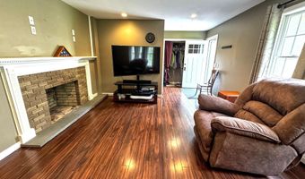 131 Pine Cir, Bennington, VT 05201