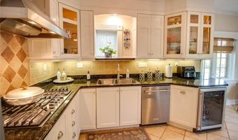 1210 McKinley Blvd, Alton, IL 62002