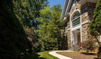 7009 PERSIMMON TREE Rd, Bethesda, MD 20817