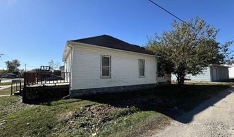 215 S 3rd St, Albia, IA 52531