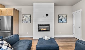 63266 NW Ski Ln, Bend, OR 97703