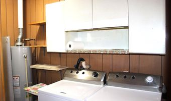 716 E Randolph St, Angola, IN 46703