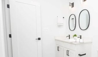 211 SAINT PAUL St 303, Baltimore, MD 21202