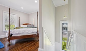 75 W Broadway, Bangor, ME 04401