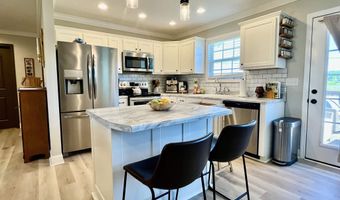 444 Granite Cir, Albertville, AL 35950