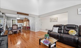 115 Schley Ave, Albertson, NY 11507