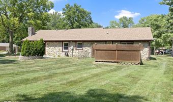 26 Sleepy Hollow Dr, Westfield, IN 46074