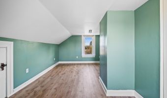 760 High St, Alpha, NJ 08865