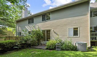 22 Mohawk Ct 22, Cromwell, CT 06416