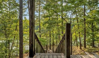 141 COUNTY RD 3966, Arley, AL 35541