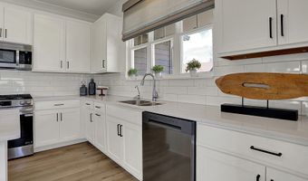 696 Growe Ct, Avon, IN 46123