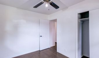 102 Highland Dr, Arkansas City, KS 67005