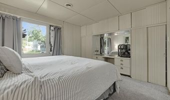 707 Ohio Ave, Auburn, IN 46706