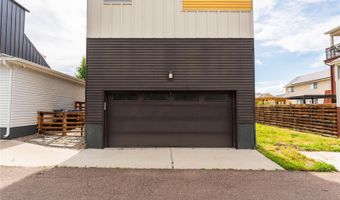 6892 Juniper Ct, Arvada, CO 80007