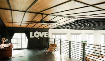 3330 Edgewood Ave, Baxter Springs, KS 66713