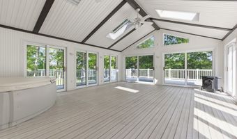 70 Mahoney Rd, Colchester, CT 06415