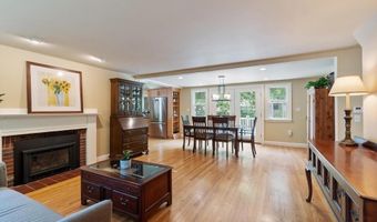 2 Doris Rd, Bedford, MA 01730