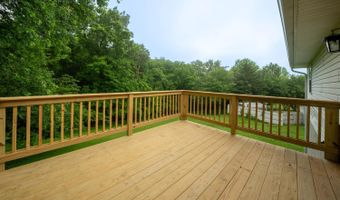304 Sunset Dr, Aurora, IN 47001