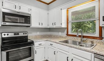 5214 Creekwood Dr, Archdale, NC 27263