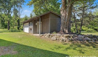 665 Honey Creek Ave NE, Ada, MI 49301