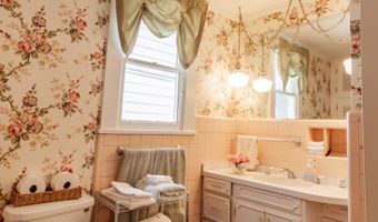 110 Hall St, Bainbridge, GA 39819