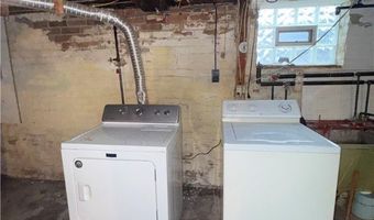 832 Maplewood Ave, Ambridge, PA 15003