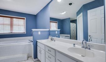 343 High Country Dr, Blakeslee, PA 18610
