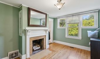 16 Murray St, Augusta, ME 04330