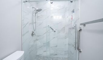 172 Ellisdale Rd, Allentown, NJ 08501