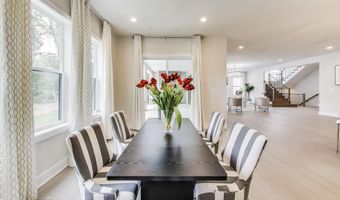 6934 RENITA Ln, Bethesda, MD 20817
