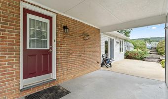 8003 MAPLEVILLE Rd, Boonsboro, MD 21713