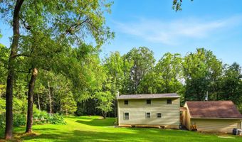 58 ORCHARD Rd, Fleetwood, PA 19522