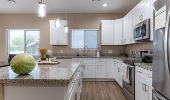 14594 S AVALON Rd, Arizona City, AZ 85123