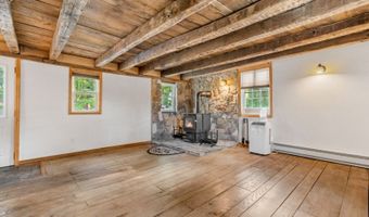 226-248 Barrett Rd, Alloway, NJ 07422