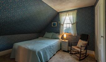 129 Miller St, Belfast, ME 04915