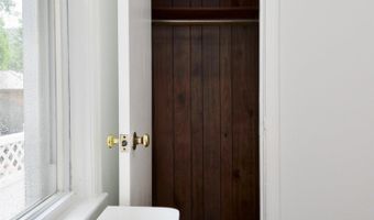 22 E 44TH St, Bayonne, NJ 07002