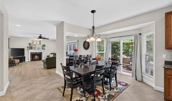 1388 Red Oak Plantation Dr, Ballwin, MO 63021