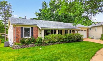 947 Oakfield Dr, Ballwin, MO 63021