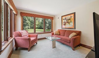 1653 Chapel Ridge Ln, Adams Twp., PA 16046