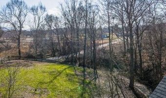 3416 Saint Andrews Dr, Baneberry, TN 37890