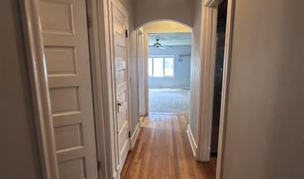 1207 8th St, Aurora, NE 68818