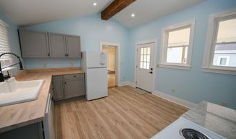70 Pearl St, Bangor, ME 04401