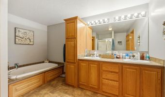 20 Harmony St, Buffalo, WY 82834