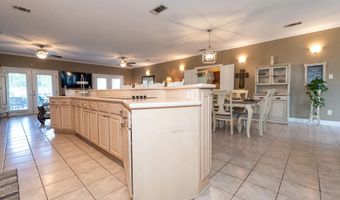 701 S Hill Ct, Biloxi, MS 39532