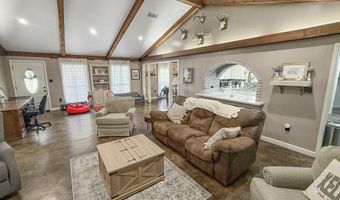 35 E Lincoln Dr, Brookhaven, MS 39601