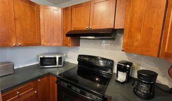 12 Callender Ave 1, Newport, RI 02840