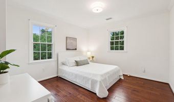 4606 HOLBORN Ave, Annandale, VA 22003