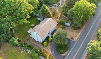 36 Stony Ln, North Kingstown, RI 02852